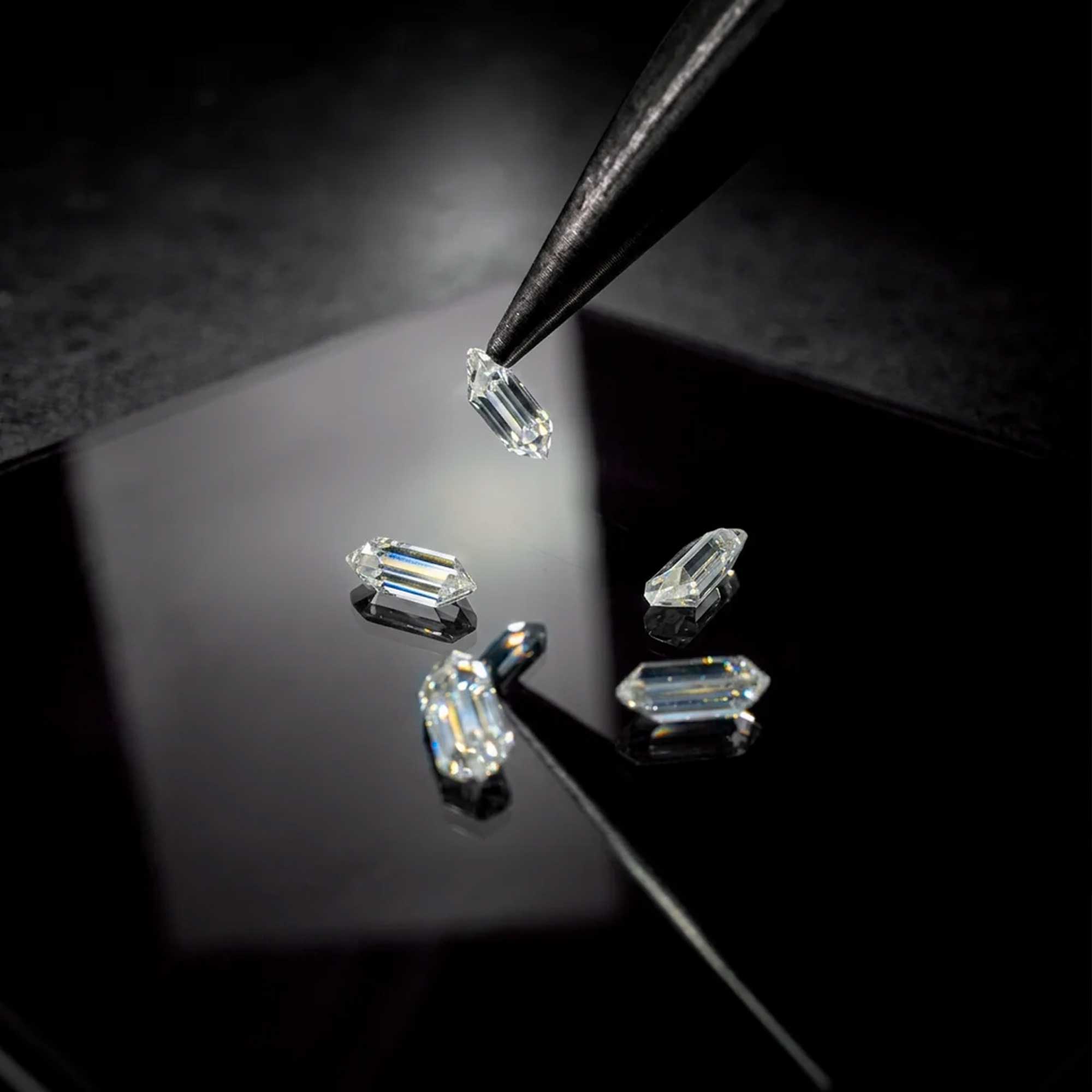 Venezianico Arsenale Moissanite weiß ab 27.05. bestellbar