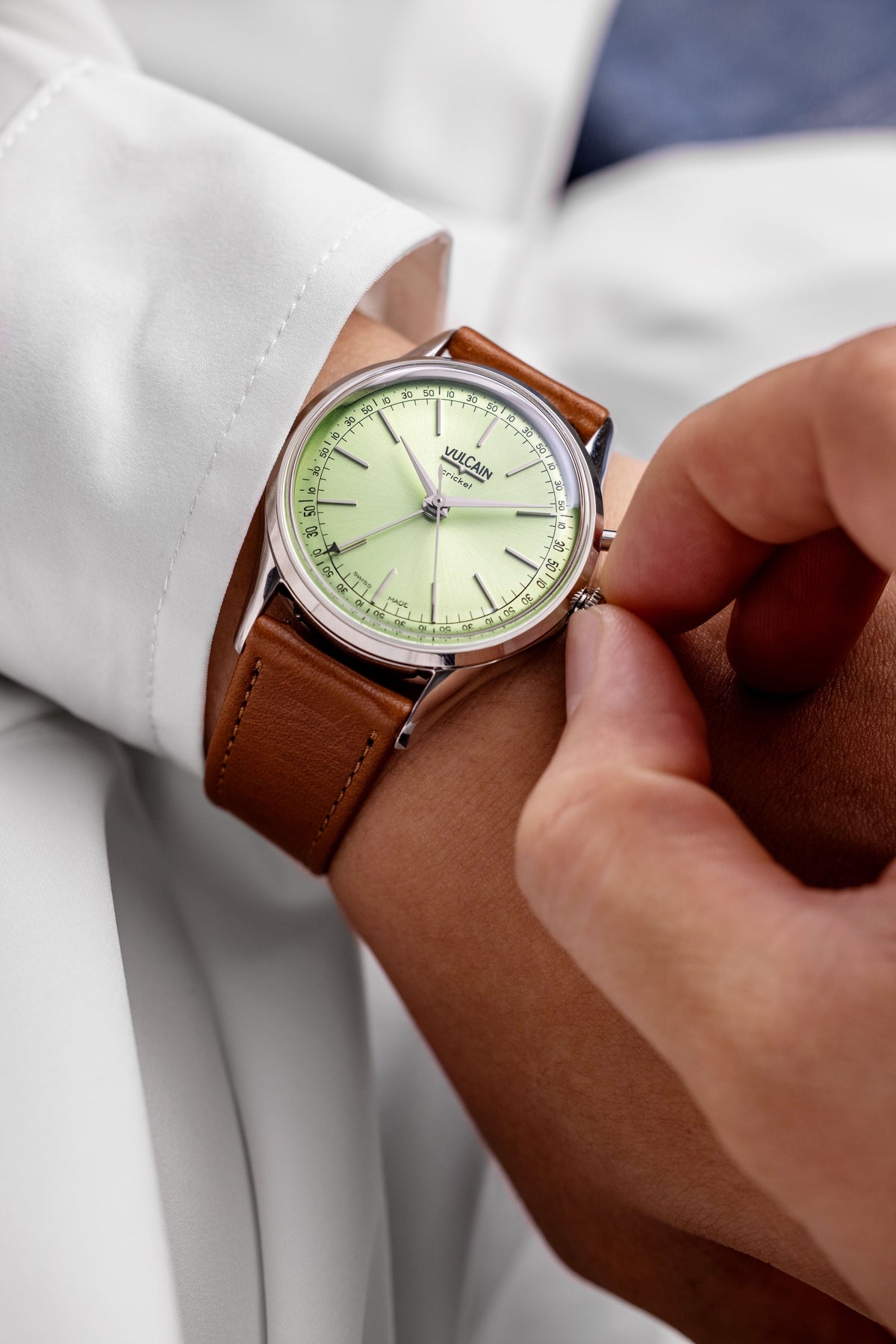VULCAIN Cricket President 39 mm - Pistachio Green
