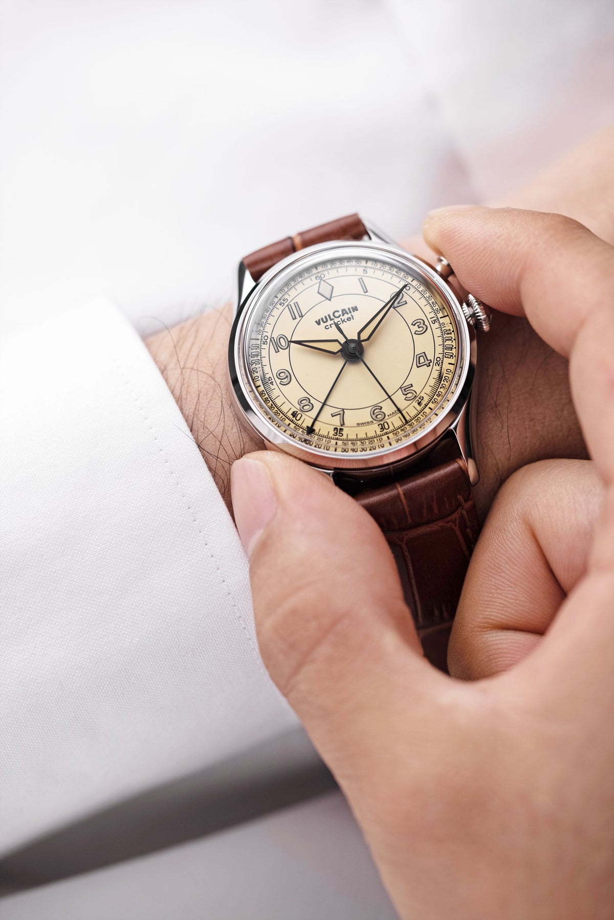 VULCAIN Cricket Classique 36 mm - Khaki Brown