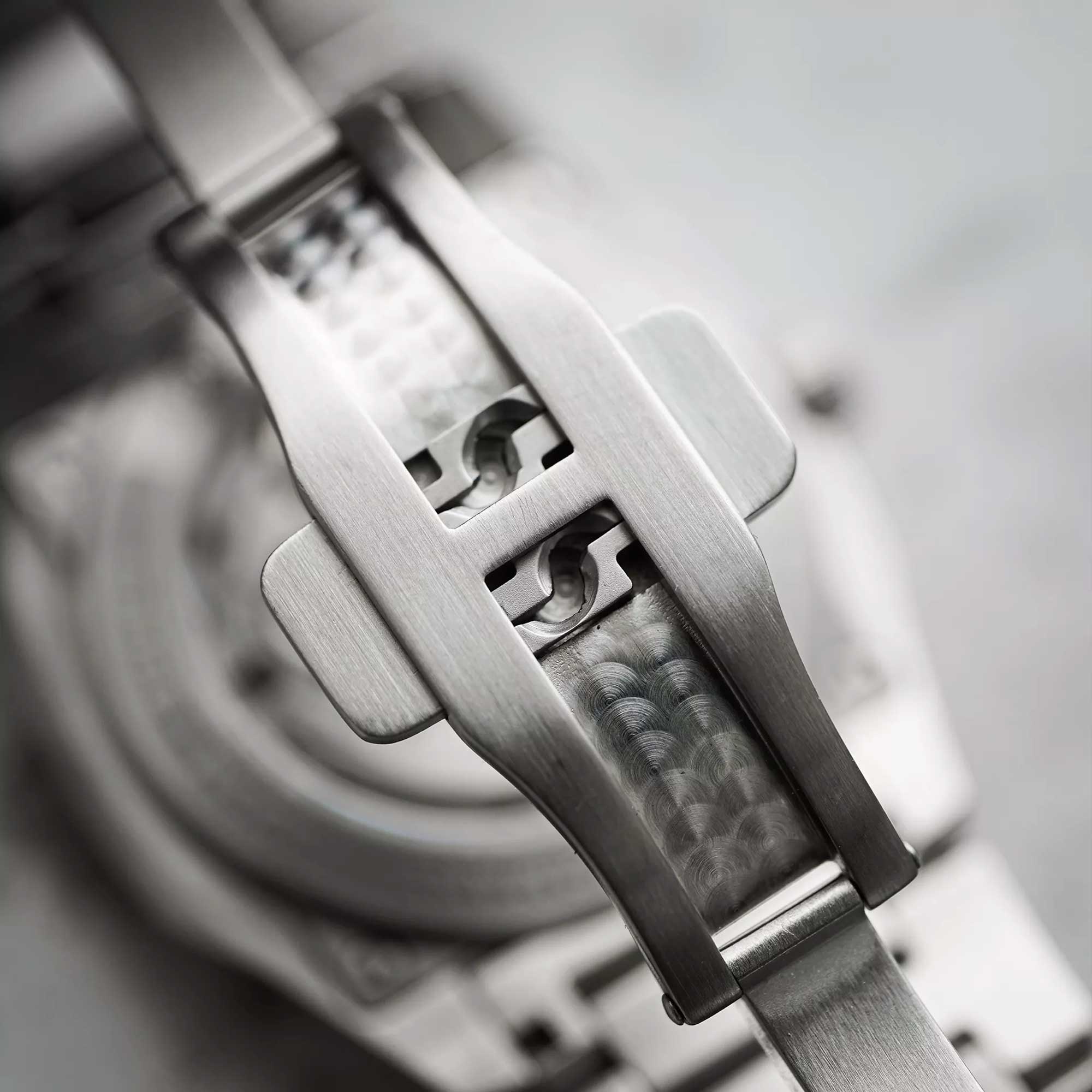 Circula Facet Petrol - Stållänk