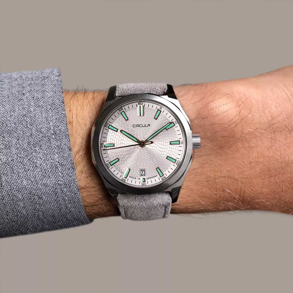 Circula Facet Silber - Veloursband