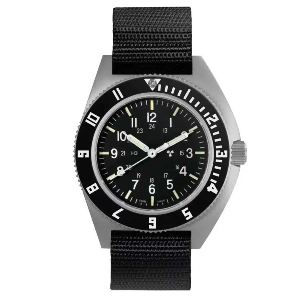 MARATHON SSNAV Steel Navigator Quarz Black Dial WW194001SS
