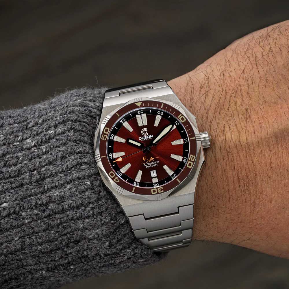 Ocean Crawler Bolt - Red