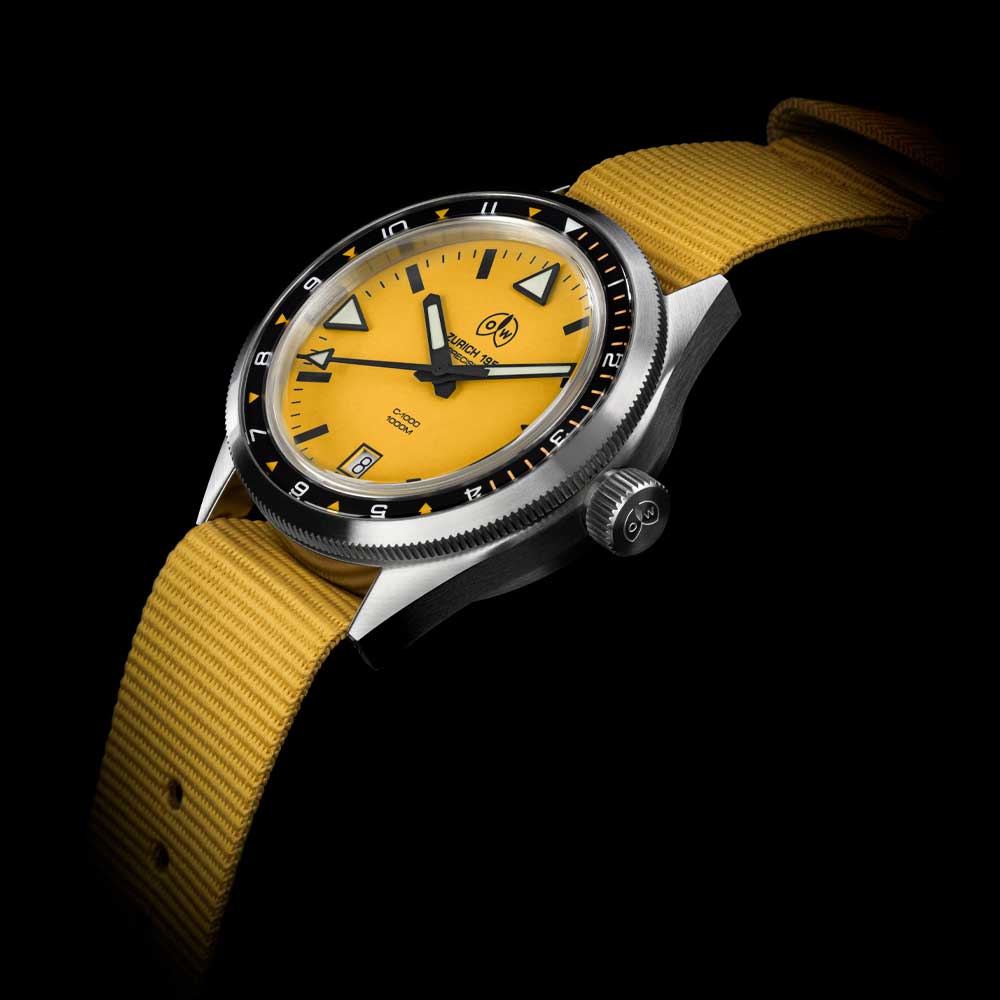 Ollech & Wajs C-1000 Yellow Black RAF Strap
Source:
Ollech & Wajs C-1000 Yellow Schwarzes RAF Band