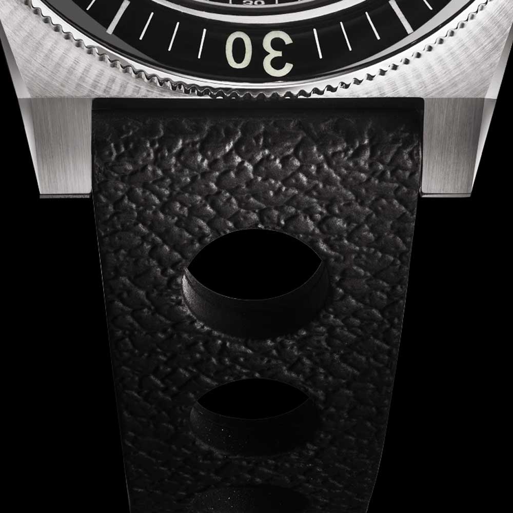 The Triton SPIROTECHNIQUE Sport black