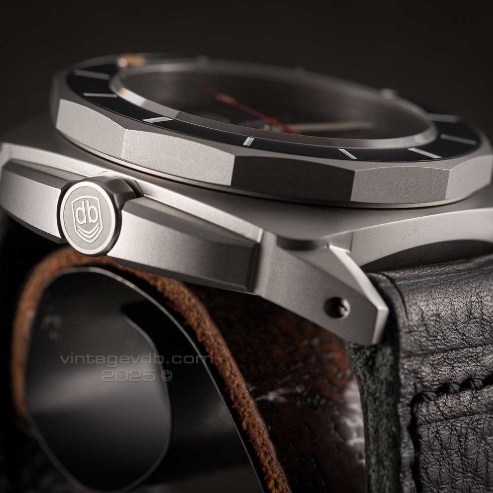 VDB G25 BLASTED BLACK DIAL