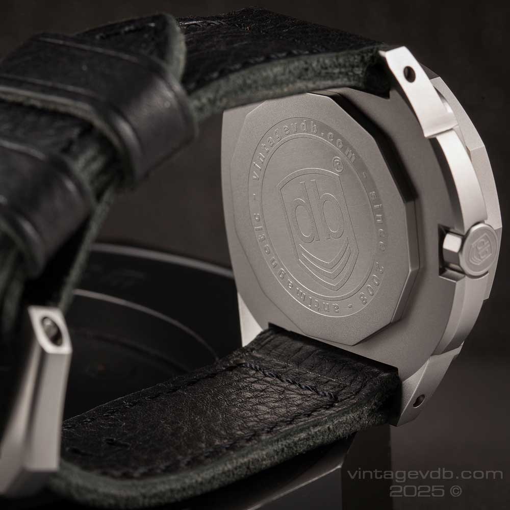 VDB G25 BLASTED BLACK DIAL