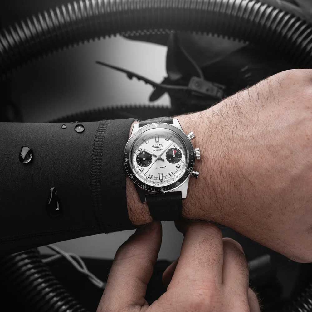 VULCAIN Skindiver Chronograph White 590176A57.BAC201