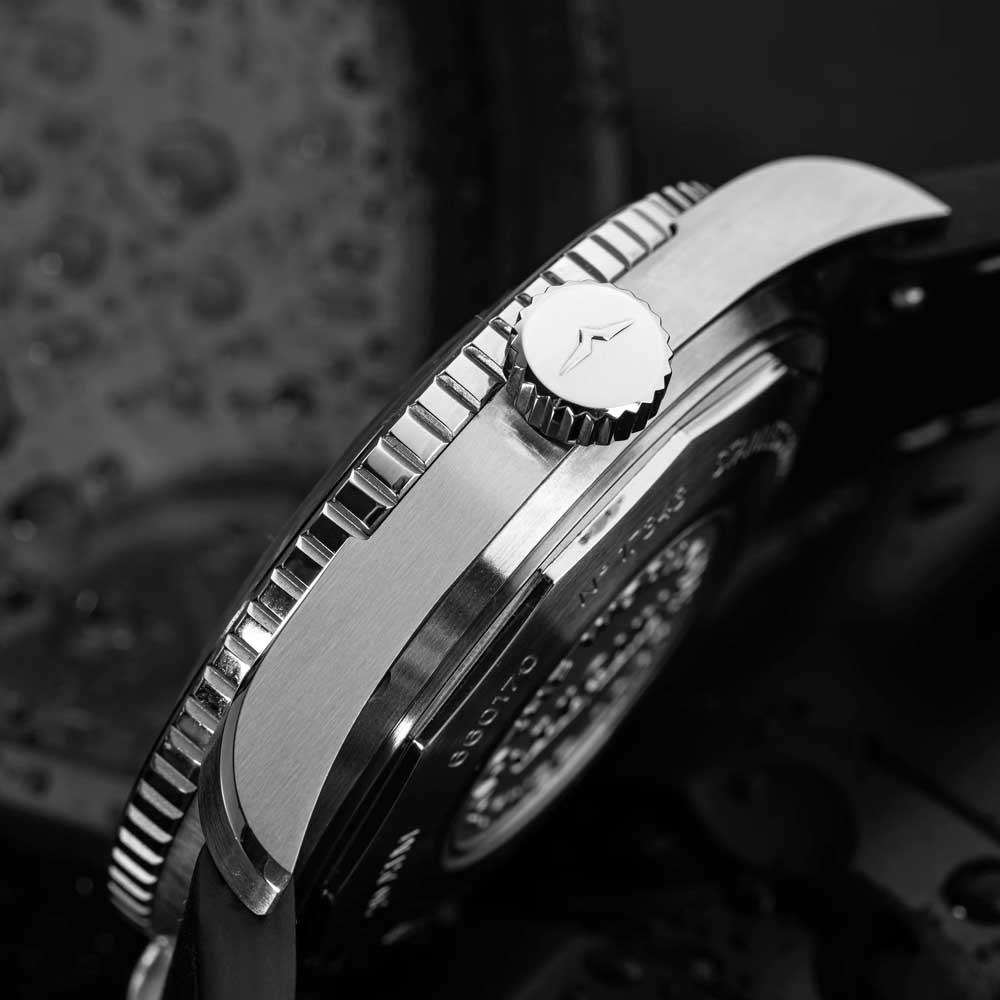 VULCAIN Skindiver Nautique - Black with White Lum