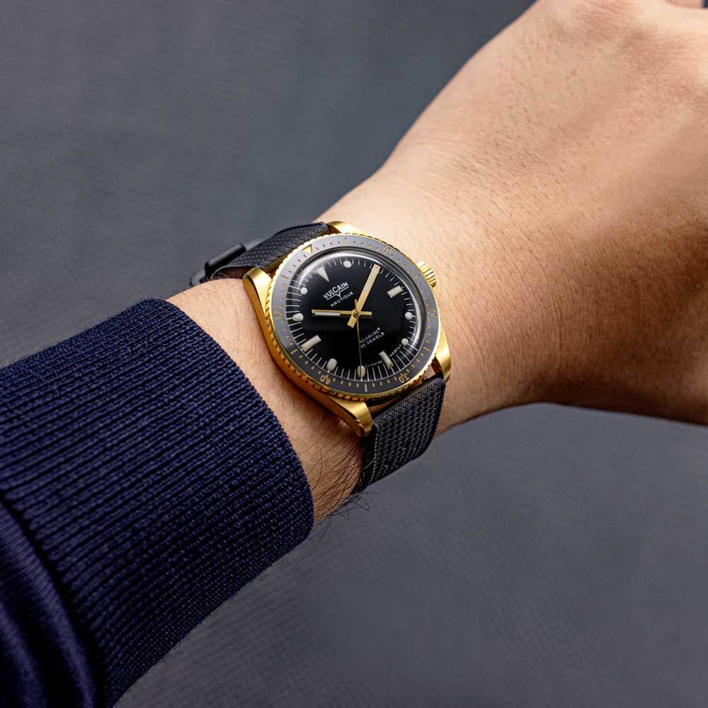 VULCAIN Skindiver Nautique - Gold & Black