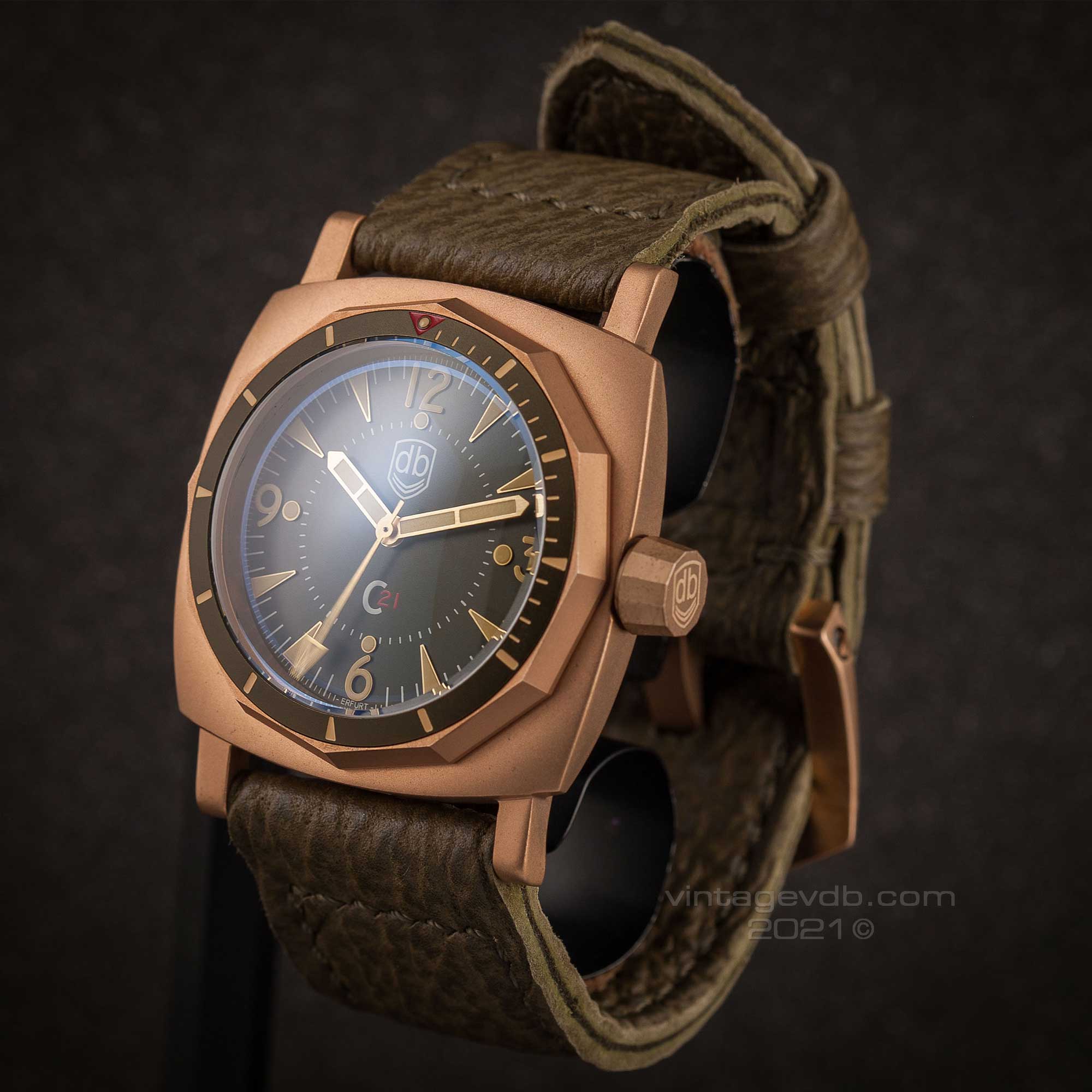 Vintage VDB C21 Bronze