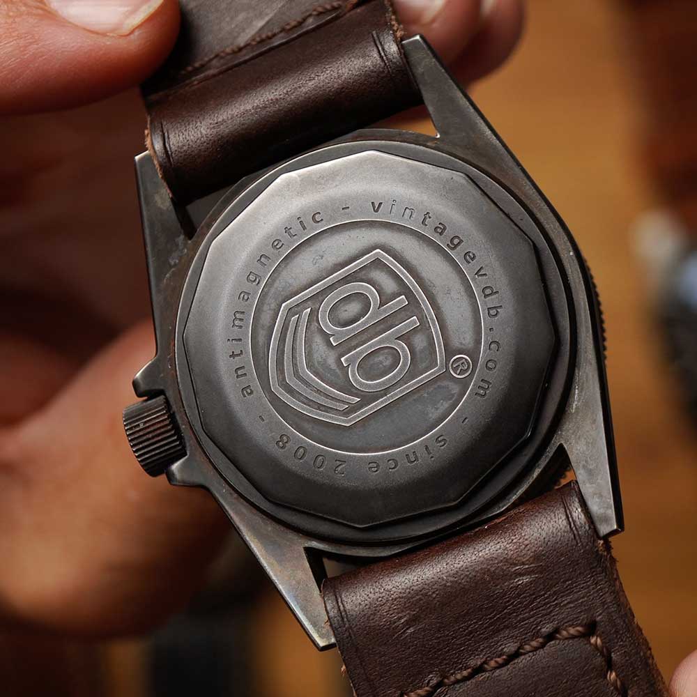 Vintage VDB E23 Historical Black Taucheruhr