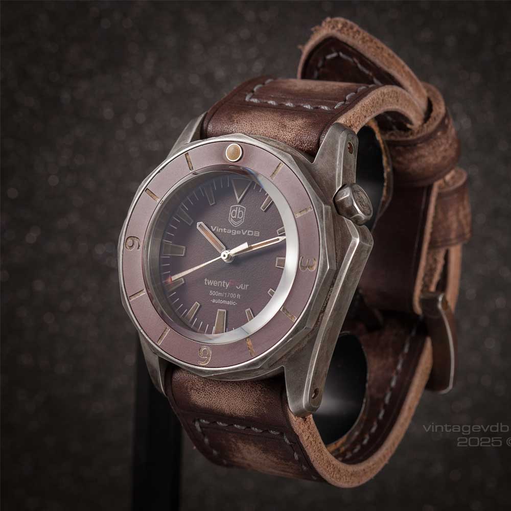 Vintage VDB F24 Blasted Brown Historical