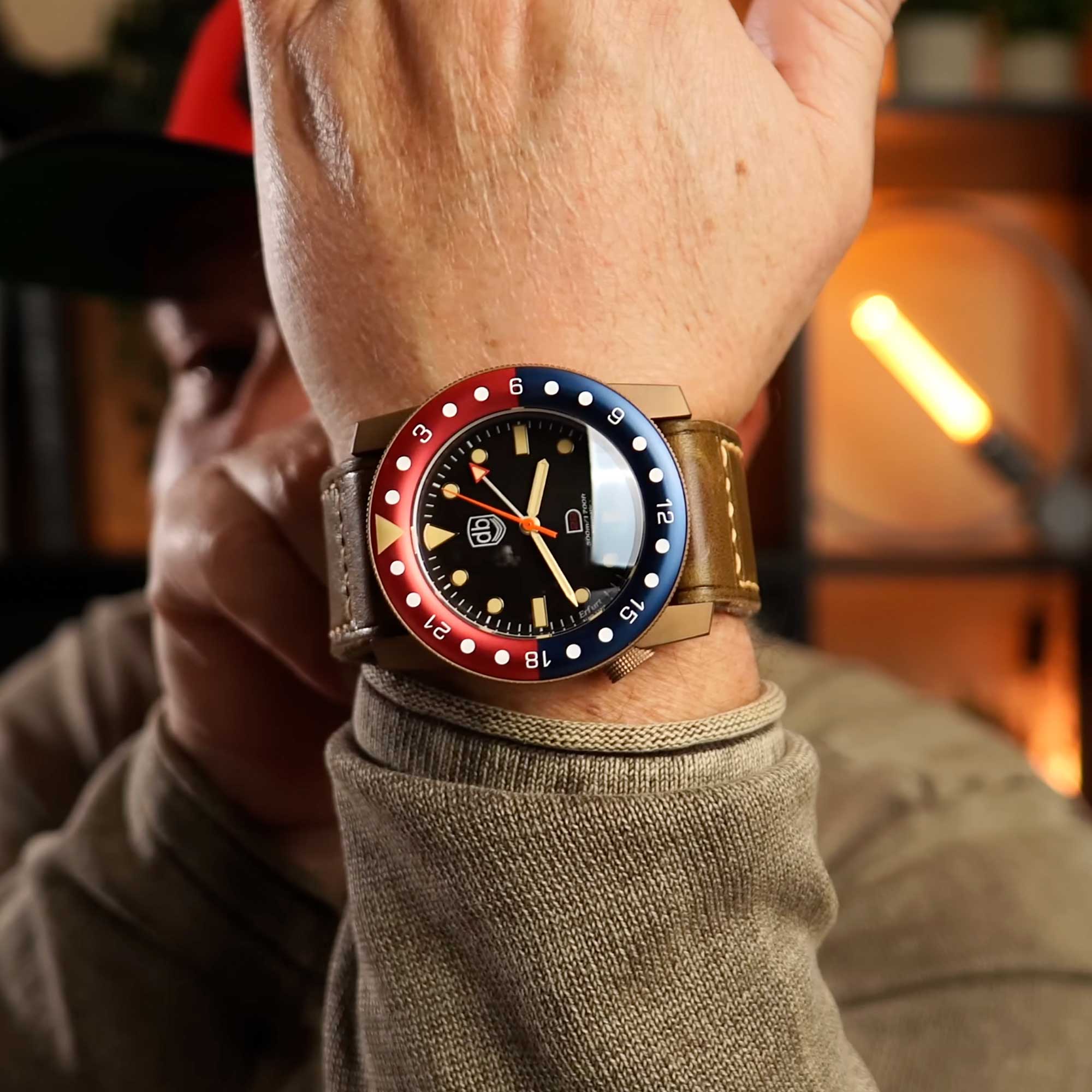 Vintage VDB D22 Pepsi GMT Bronze Fotouhr