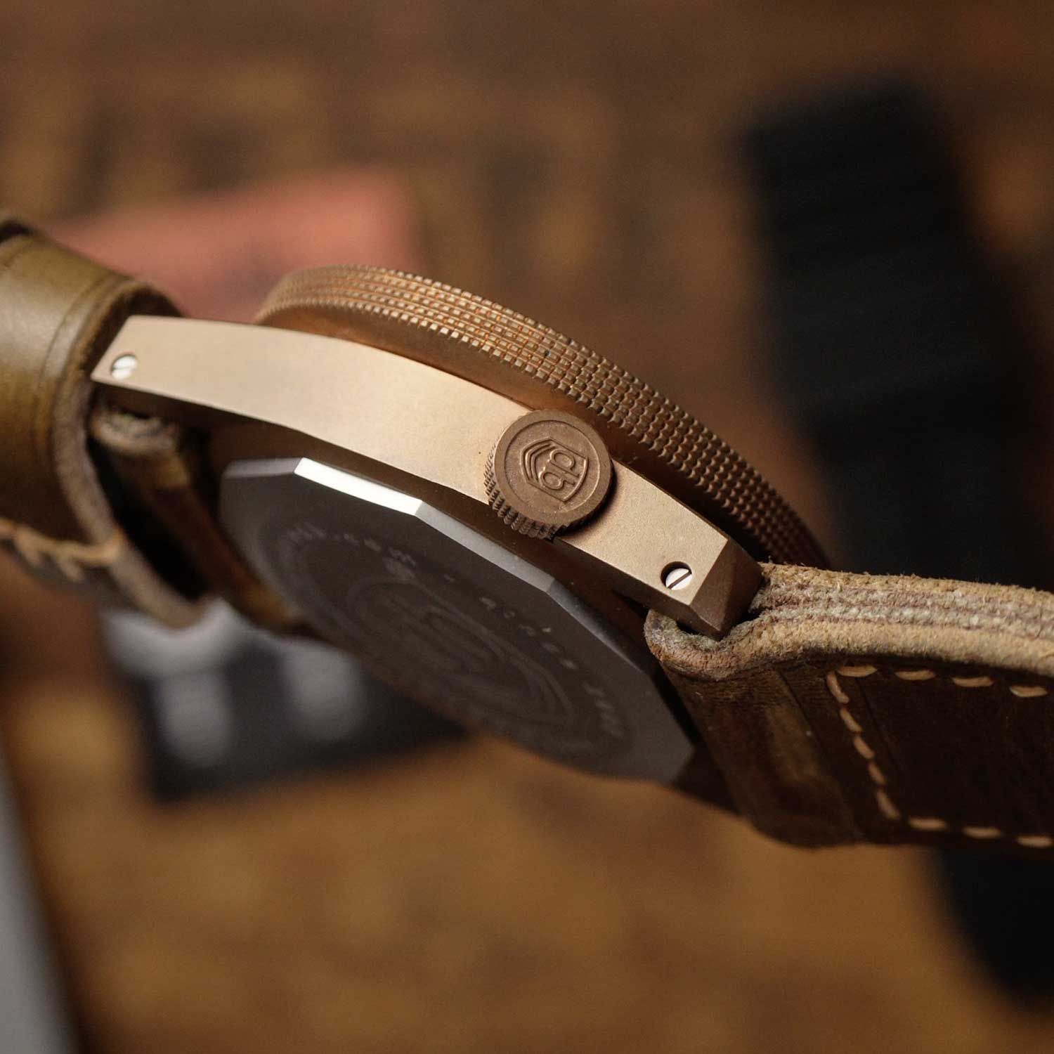 Vintage VDB D22 Pepsi GMT Bronze Fotouhr