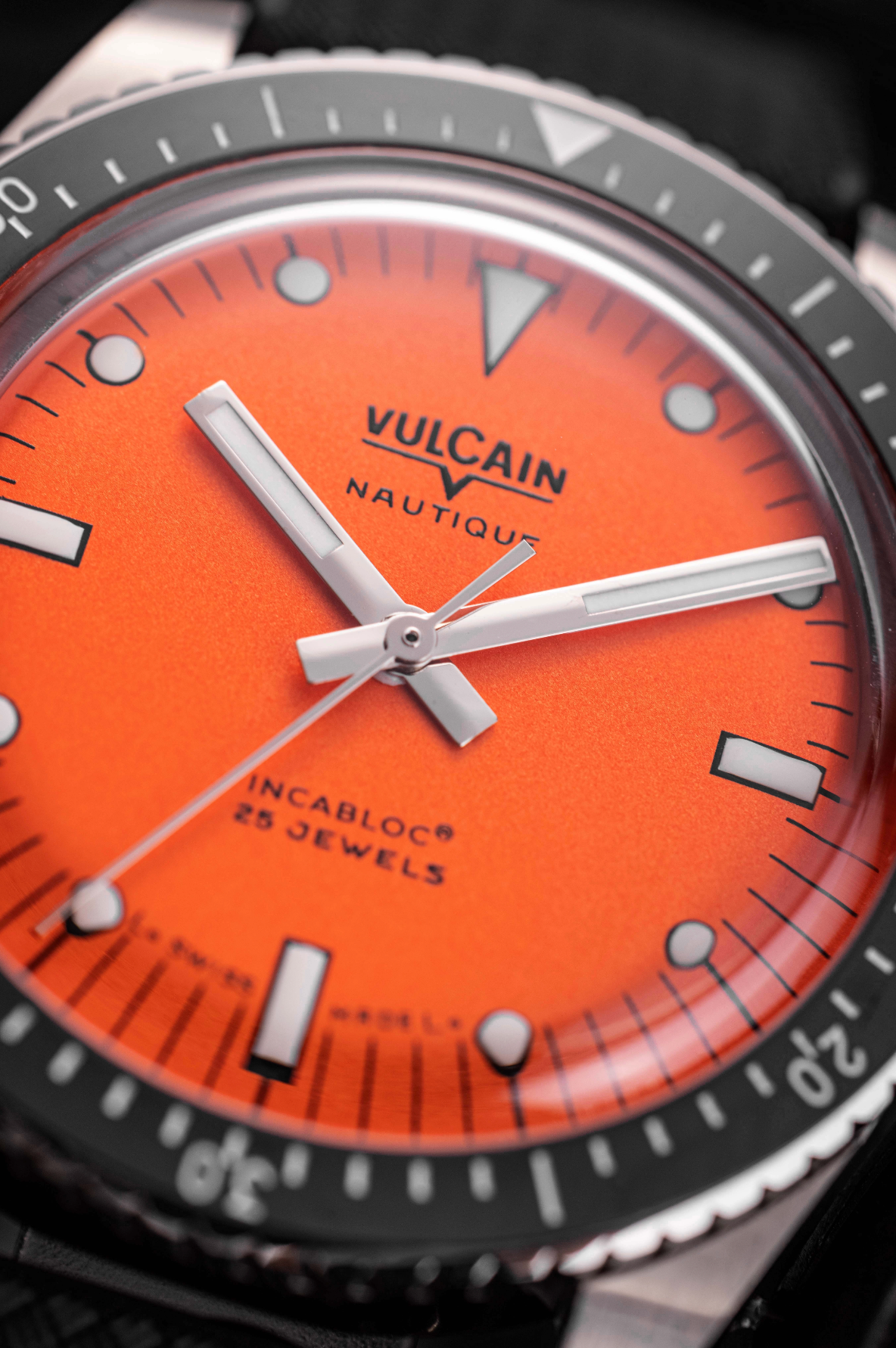 VULCAIN Skindiver Nautique - Orange - ETA 2824
