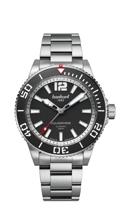 Hanhart AQUASPHERE Matte Black, 42mm am Edelstahlarmband, Frontalansicht