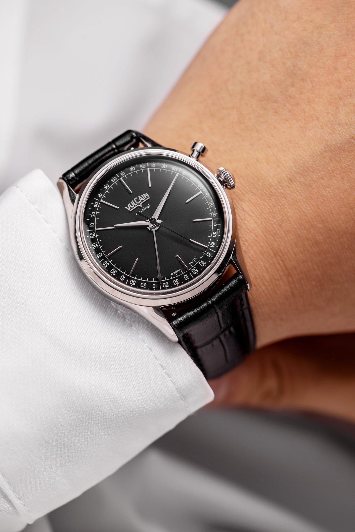 VULCAIN Cricket President 36 mm - Black