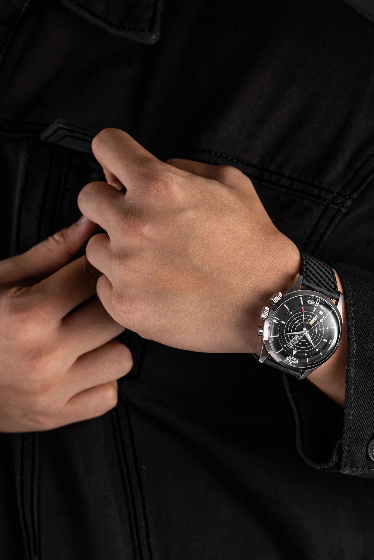VULCAIN Nautical Heritage - Black White Luminova