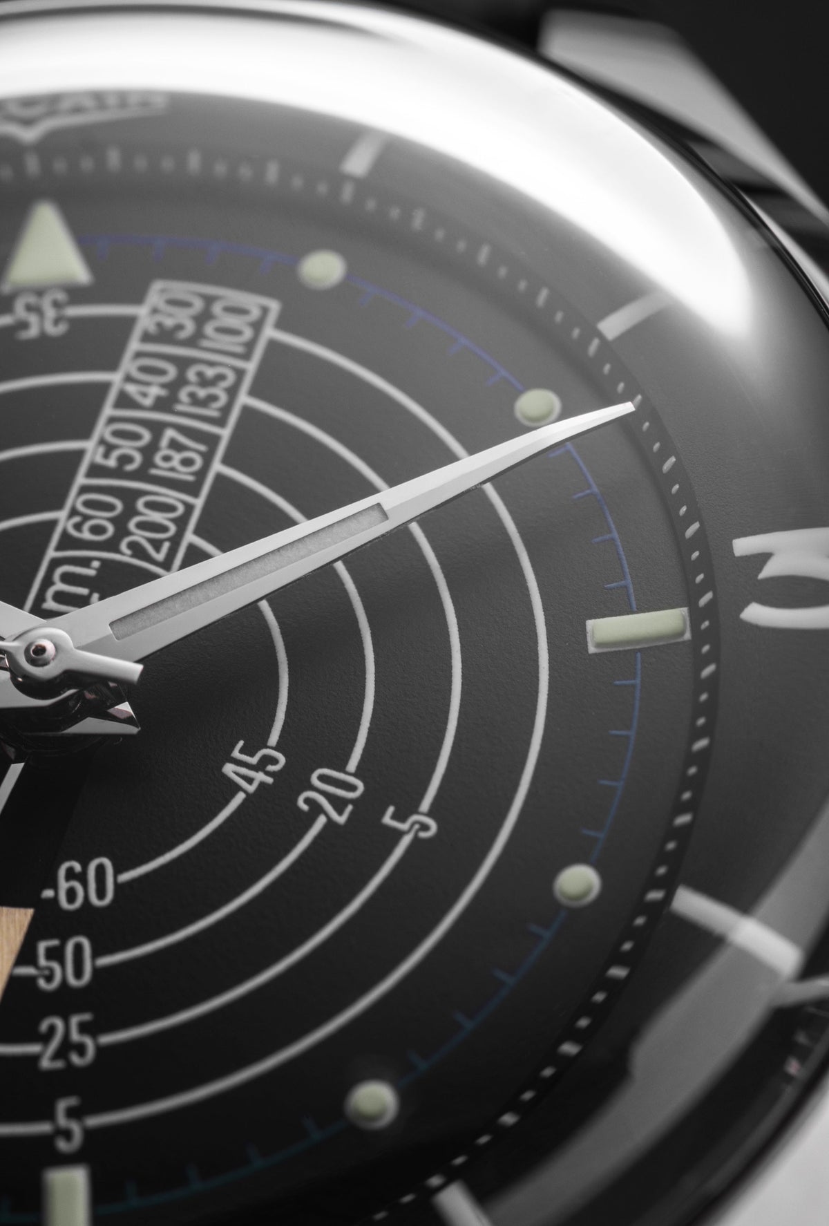 VULCAIN Nautical Heritage - Black White Luminova