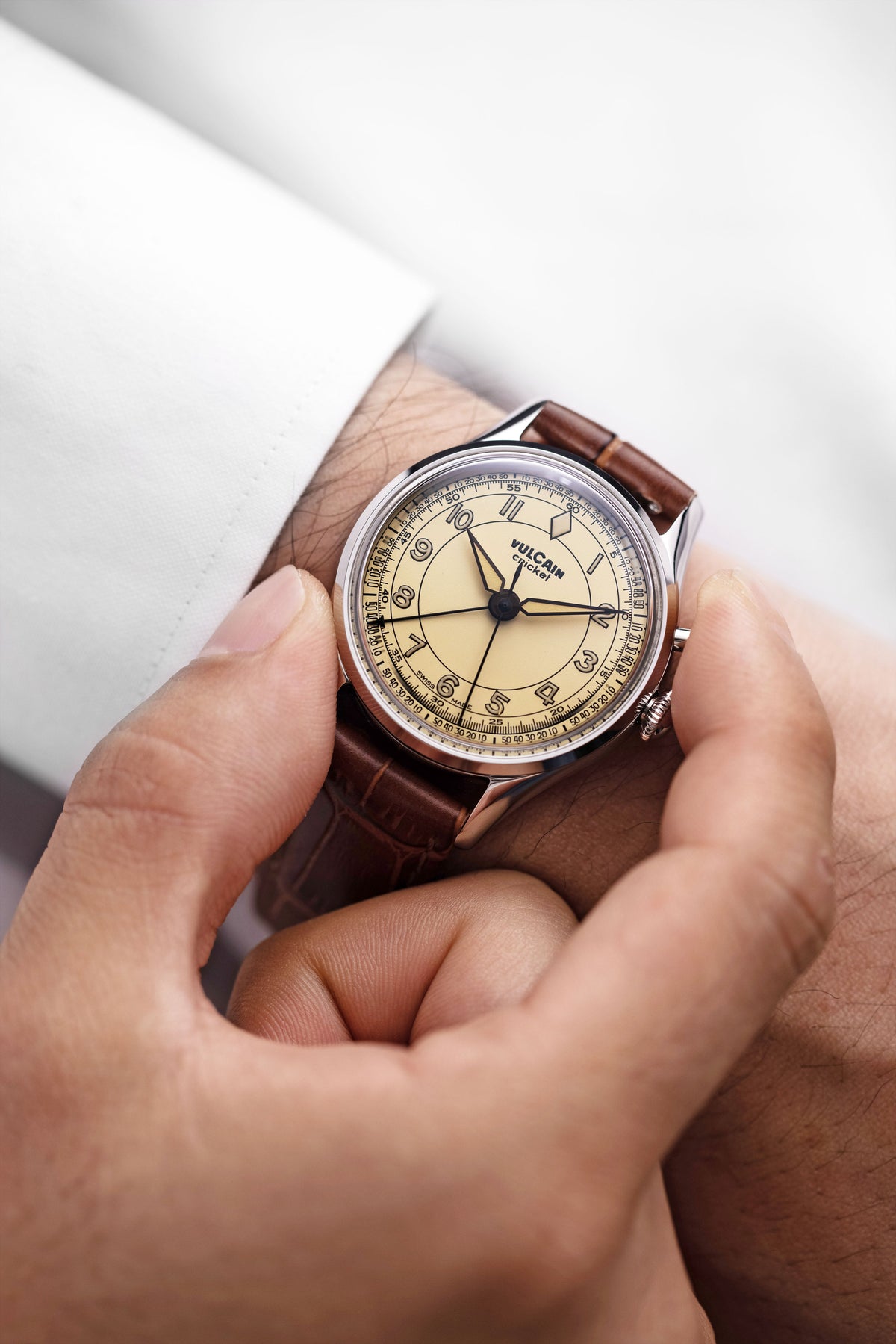VULCAIN Cricket Classique 36 mm - Khaki Brown