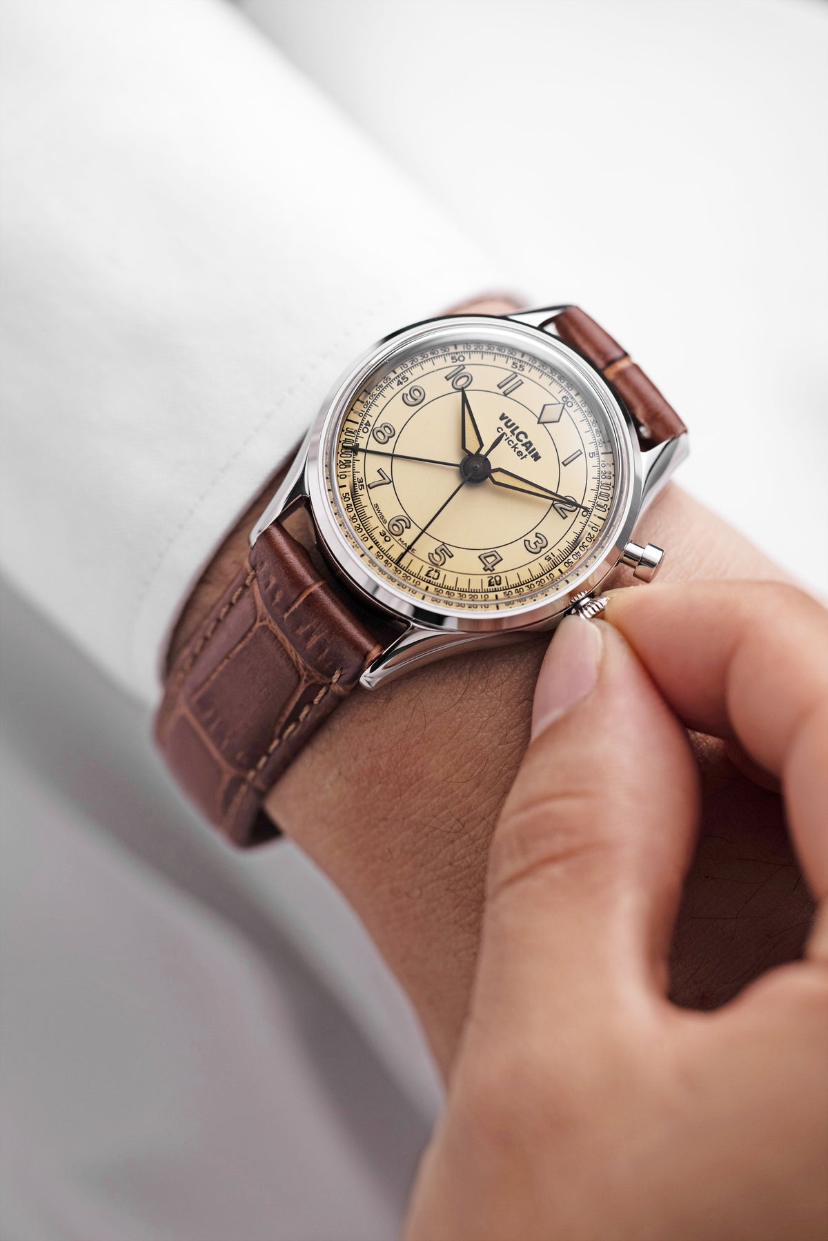 VULCAIN Cricket Classique 39 mm - Khaki Brown
