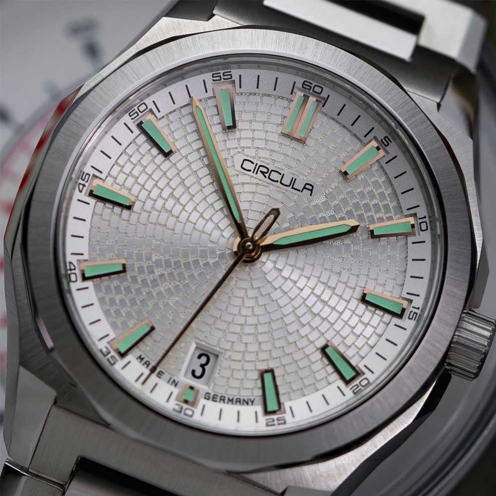 Circula Facet Silber - Veloursband