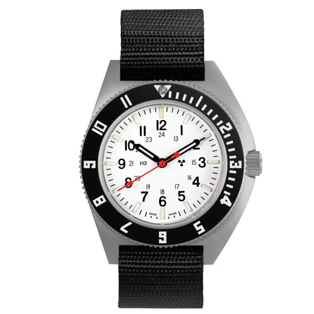 MARATHON SSNAV Arctic Steel Navigator Quarz – White Dial – WW194001SS