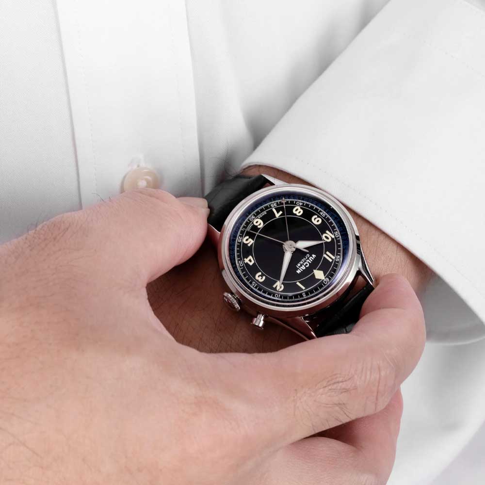 VULCAIN Cricket Classique 36 mm - Black & White/Blue