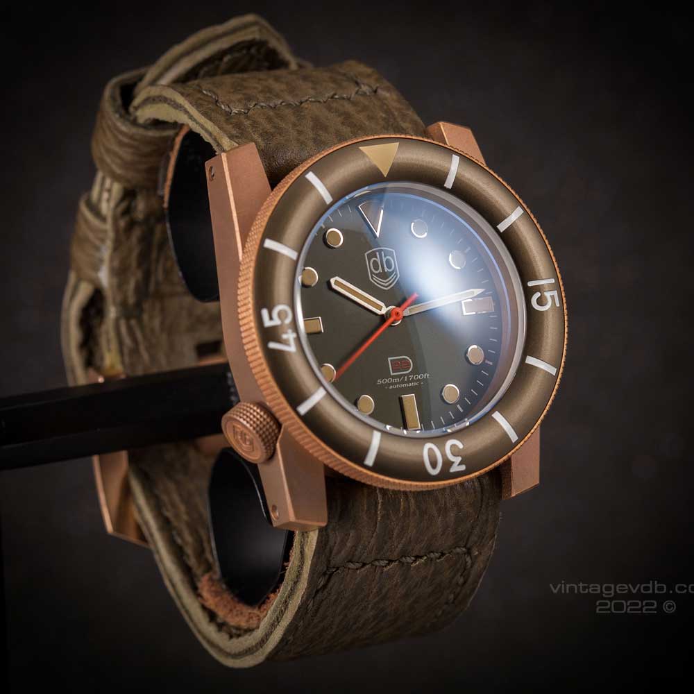 Vintage VDB D22 Bronze