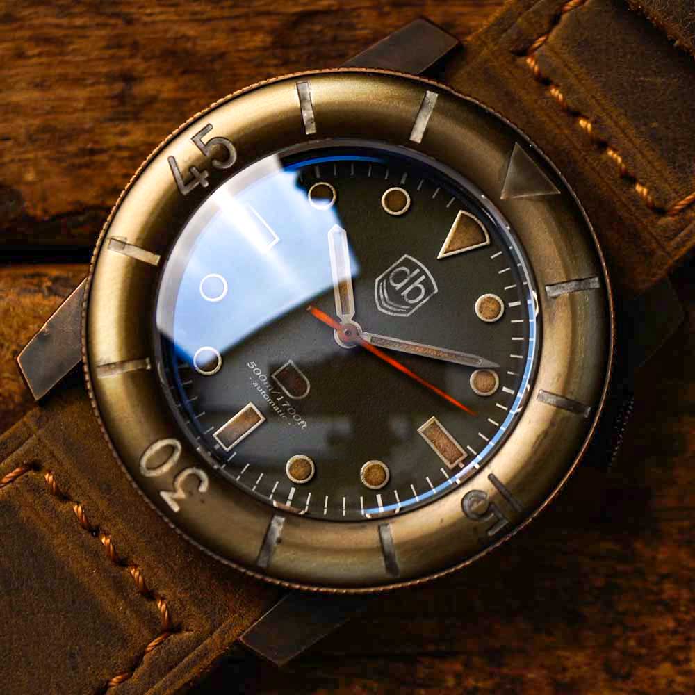 Vintage VDB D22 Bronze Historical