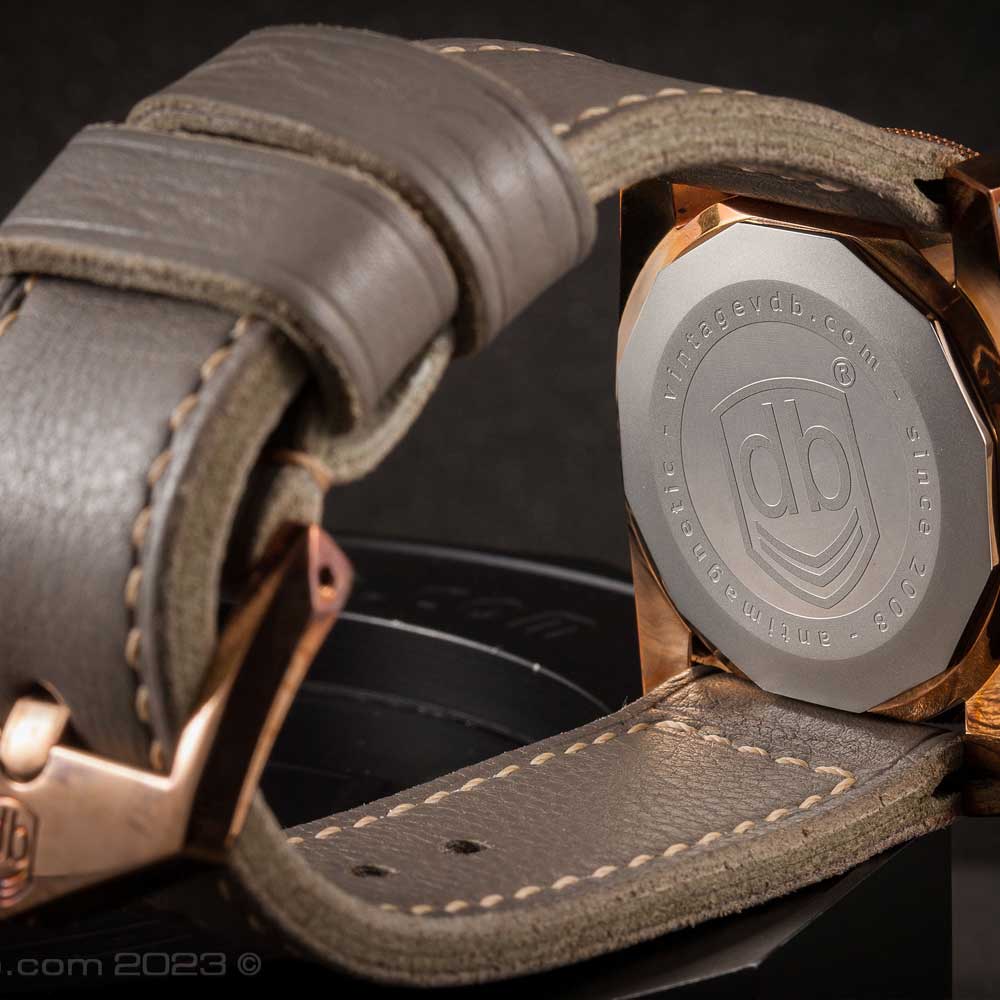 Vintage VDB D22 Bronze Polished Patina