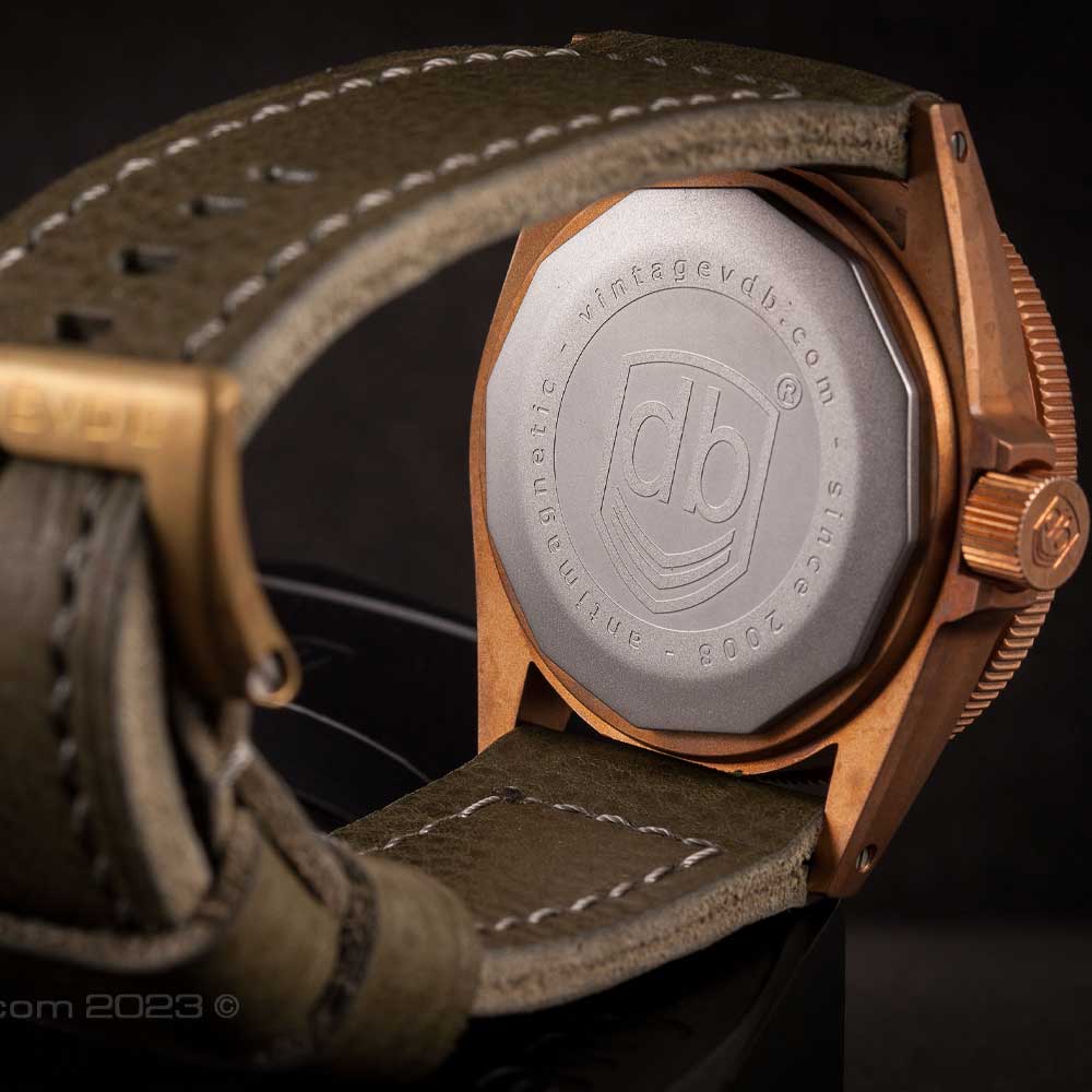 Vintage VDB E23 Bronze