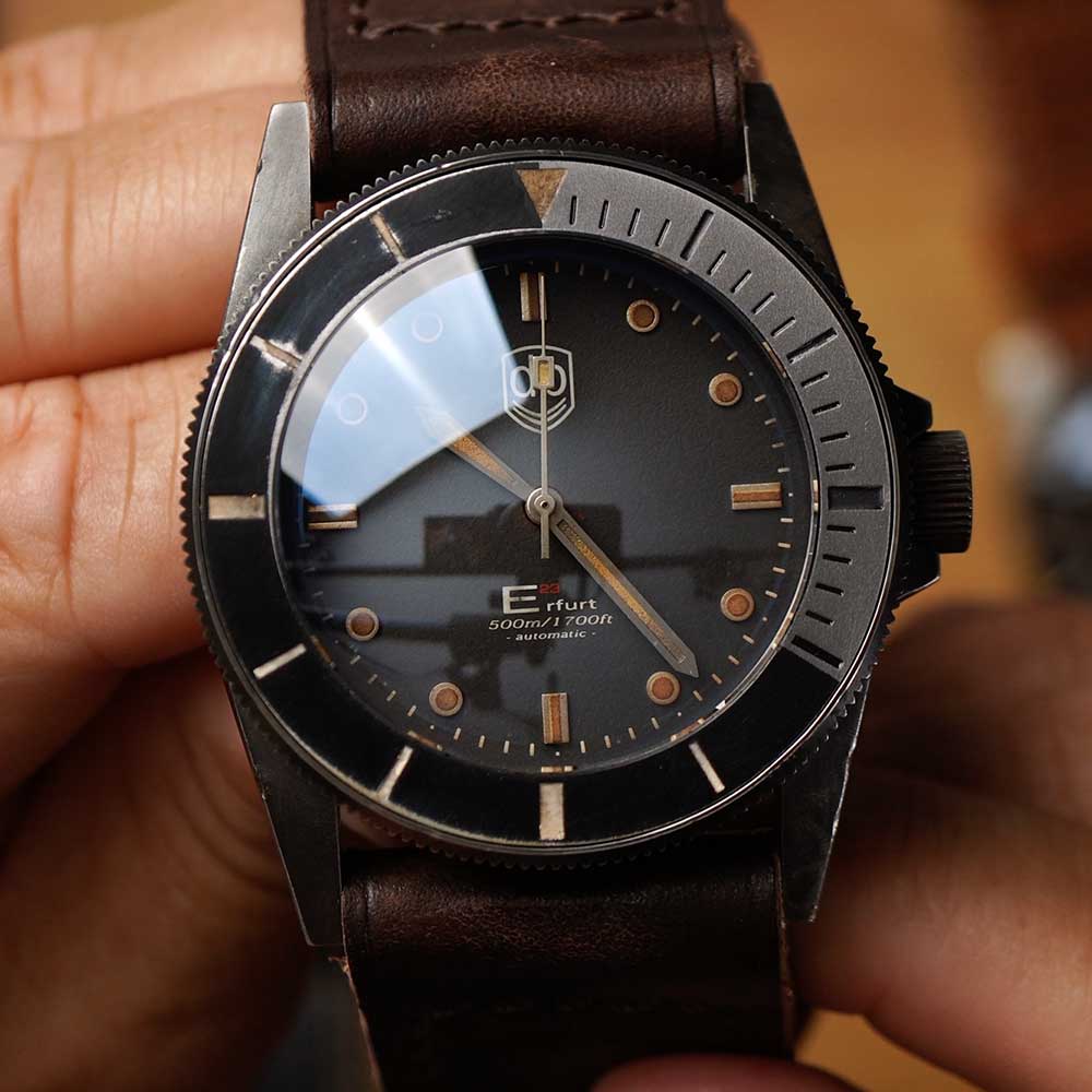 Vintage VDB E23 Historical Black Taucheruhr