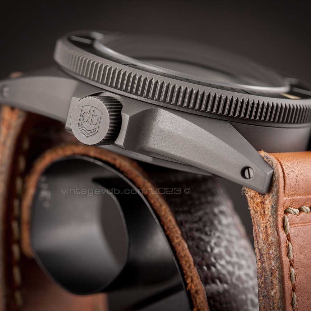 Vintage VDB E23 Military Surface