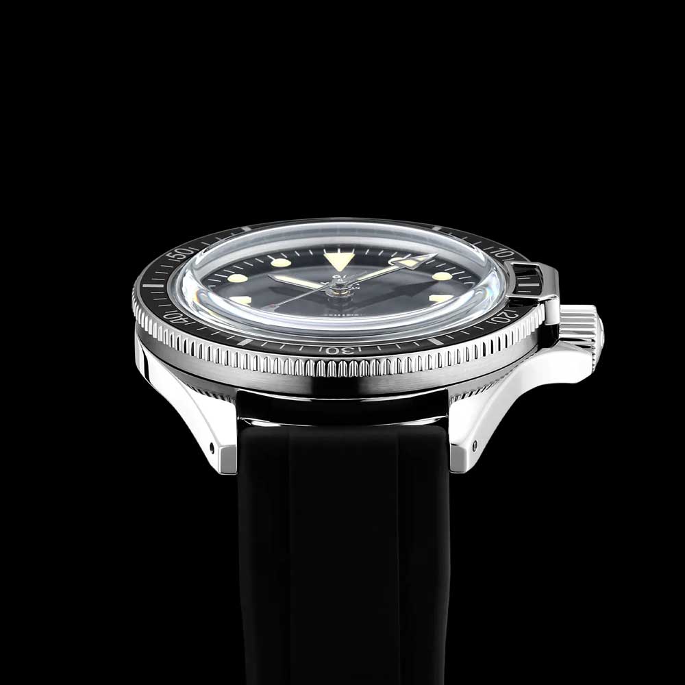 Ocean Crawler Core Diver - Black Mother of Pearl - Carbon Fiber Bezel