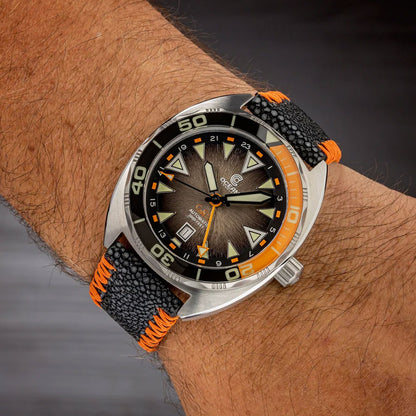 Ocean Crawler Core Diver GMT V3 - Black/Brown: Die ultimative Taucheruhr