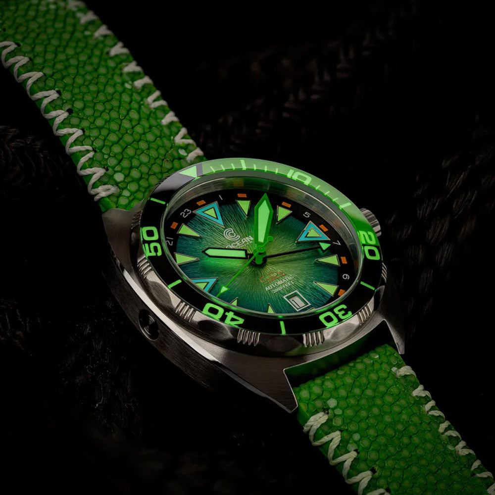 Ocean Crawler Core Diver GMT V3 - Green/Green: Die ultimative Taucheruhr